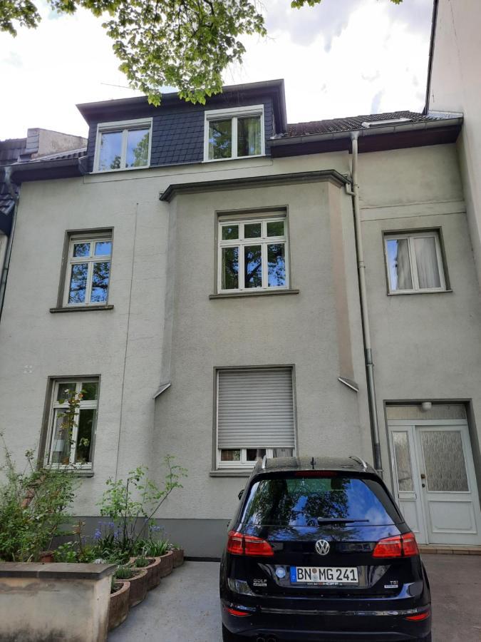 Wohnen Beim Uswatta Liyanage Apartment Troisdorf Phòng bức ảnh